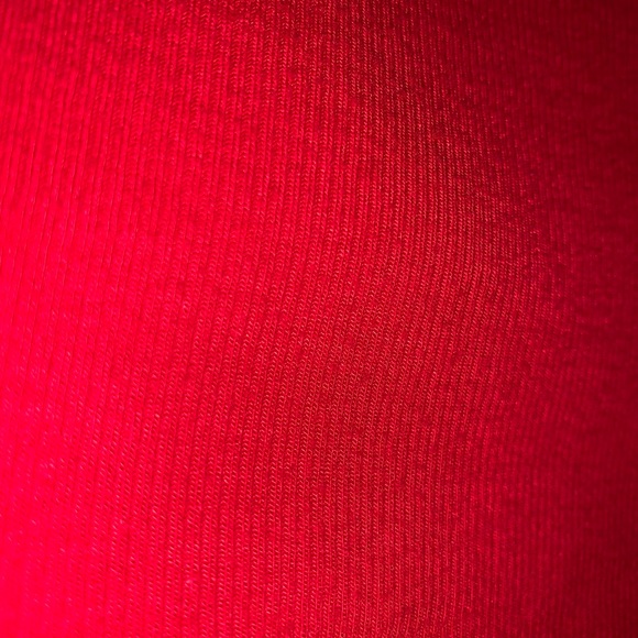 Off The Shoulder Red Crop Top - Picture 2 of 2